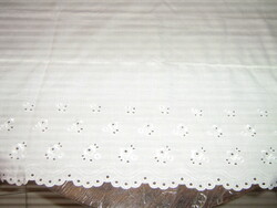 Charming filigree flower pattern white madeira lace stained glass curtain