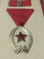 Medal of the Order of Merit Silver, in its own box with ribbon, in beautiful, flawless condition