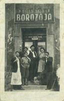 1900s. Pál Palaticzky's garden city wine bar. Original paper image. Old photo.
