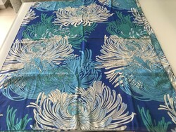 Silk and viscose scarf with countless shades of blue, 180 x 70 cm