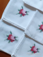 8 Pcs. Embroidered napkin, tablecloth. 42X40cm