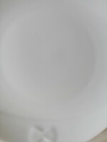 Fehér gyönyörű tányér 19 cm