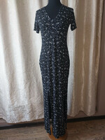 Xs/s elastic small floral maxi dress with slits on both sides. Chest: 42-60cm.