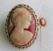 Gilded camea brooch, - camea pin