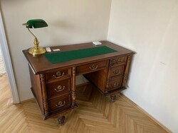 Stilbútor - íróasztal az 1950-es évekből