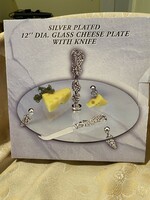 Elegáns ezüstözött sajt/sonka/sütemény kínáló tál.