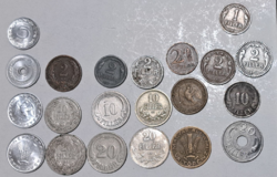 A selection of 21 half Hungarian pennies, together (t-32)