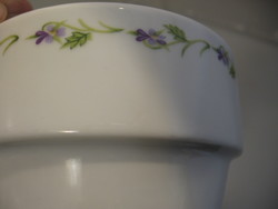 La porcelaine de baudour violet bowl