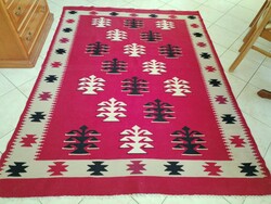 Bordó torontáli kilim szőnyeg - 145x190 cm