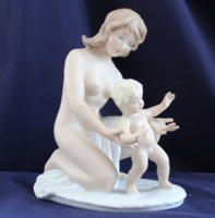 Wallendorf porcelán anya gyermekével