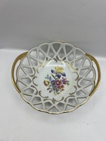 Német porcelán, kerek áttört forma, virágmintás és aranyozott díszítéssel. 16 cm.4995