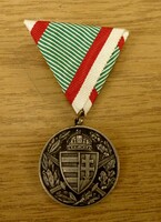 World War I commemorative medal., Distinction
