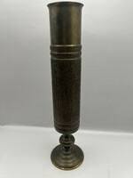 I. Vh-s hüvely váza,rézből,  talppal, 25 x 5 cm-es magasságú.5085