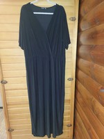 Boohoo maxi stretch dress. Chest: 74-100cm (x2) size 52