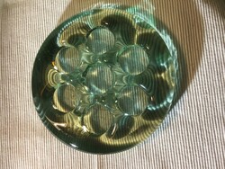 Thick, green glass candle holder, fits 7 candles (20/e2)