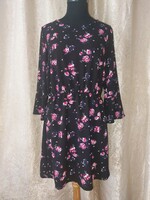 H&m floral L dress. Novel. Chest: 52-60cm.
