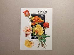 Hungary - block of roses 1982