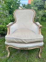 Bézs antik fotel