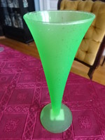 Zöld koktélos üvegpohár, magassága 20 cm. Vanneki!