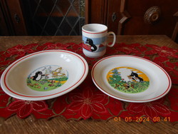 Children's tableware with a Zsolnay little mole fairy tale pattern