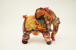 Retró Indiai Patchwork Radzsasztáni Tömött Játék Elefánt / Játék Figura / Régi / 70-es évekből