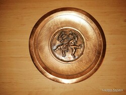 Retro copper wall plate with a folk dancing jovial couple with convex motif - dia. 22 cm (n)