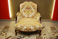 Barokk stílusú nagyméretű fotel