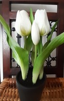 Bájos művirág - élethű tulipán cserépben