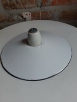 Fehér zománcozott lámpa porcelán foglalattal