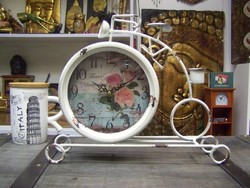 Vintage table clock (7012)