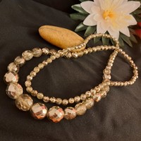 Old bizzu string of pearls 9 cm