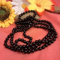 Elegant string of beads 130 cm