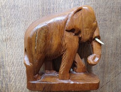 Trópusi fából faragott szerencsehozó elefánt figura 13 cm