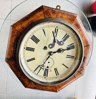 Antique half-baker wall clock