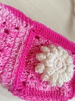 Crochet belt bag pink