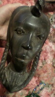 20 X 12 cm, carved from iron wood, very heavy, African, head / statue, in good condition.