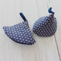 Pot handle / dark blue small flower pattern