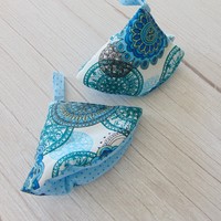 Pot handle / blue mandala pattern