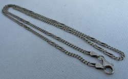 Silver necklace with a nice pattern