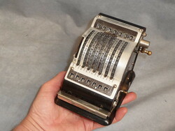 Régi német tekerős számológép Resulta miniatűr számológép német birodalmi szabadalom 1920 as évek