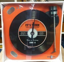 Vinyl wall clock (28555)