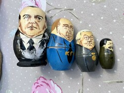 Régi szovjet/orosz, négy részes, festett fa matrjoska baba, Medvegyev, Putyin, Jelcin, Sztálin