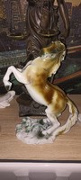 Nagyméretű porcelán ló képek szerint 30cm