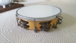 Traditional, tunable rattle drum