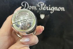 Dom Pérignon Champagne memória kapszula – Limitált Millenniumi kiadás a párizsi Christofle-tól