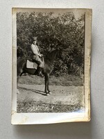 Photo of a mounted policeman