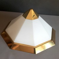 Bauhaus "piramis" fali lámpa Limburg  ALKUDHATÓ design