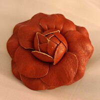 Leather brooch 4 cm