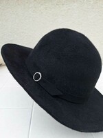Fekete kalap