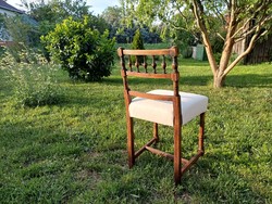 Ónémet stílusú szék